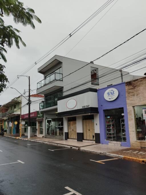 No Centro Da - Proximo Ao Thermas Water Park - 3 *